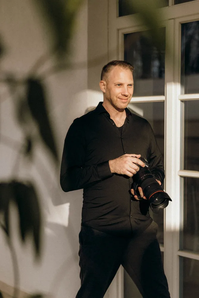 Andy, Hochzeitsfotograf, Videograf und Coach bei MOKATI